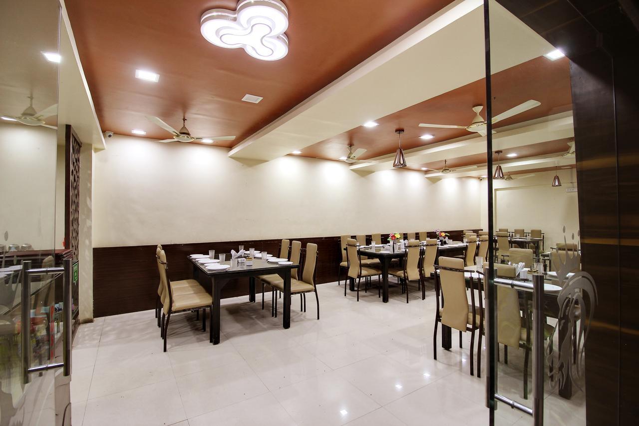 Daksh Hotel And Restaurant Talala Buitenkant foto